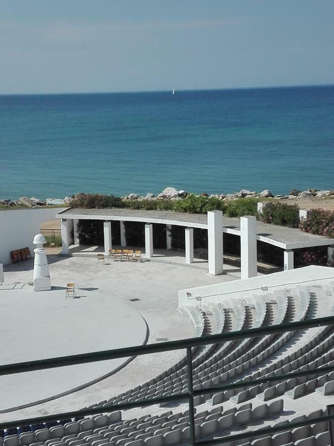 Blue Studio Nea Moudania Exterior photo